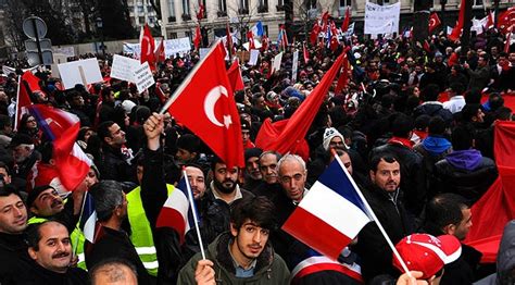 T­ü­r­k­l­e­r­d­e­n­ ­P­a­r­i­s­­t­e­ ­T­a­r­i­h­i­ ­G­ö­s­t­e­r­i­